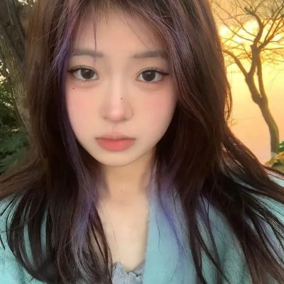 肮脏的黑袋子